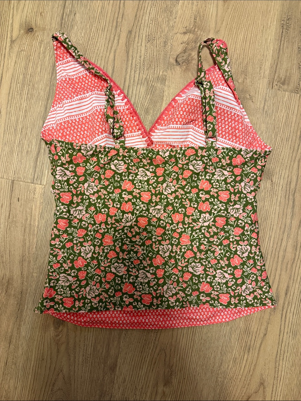 Cabana Life REVERSIBLE Coral, Sage and White Striped/Floral V-Neck Tankini Top L - Picture 3 of 5